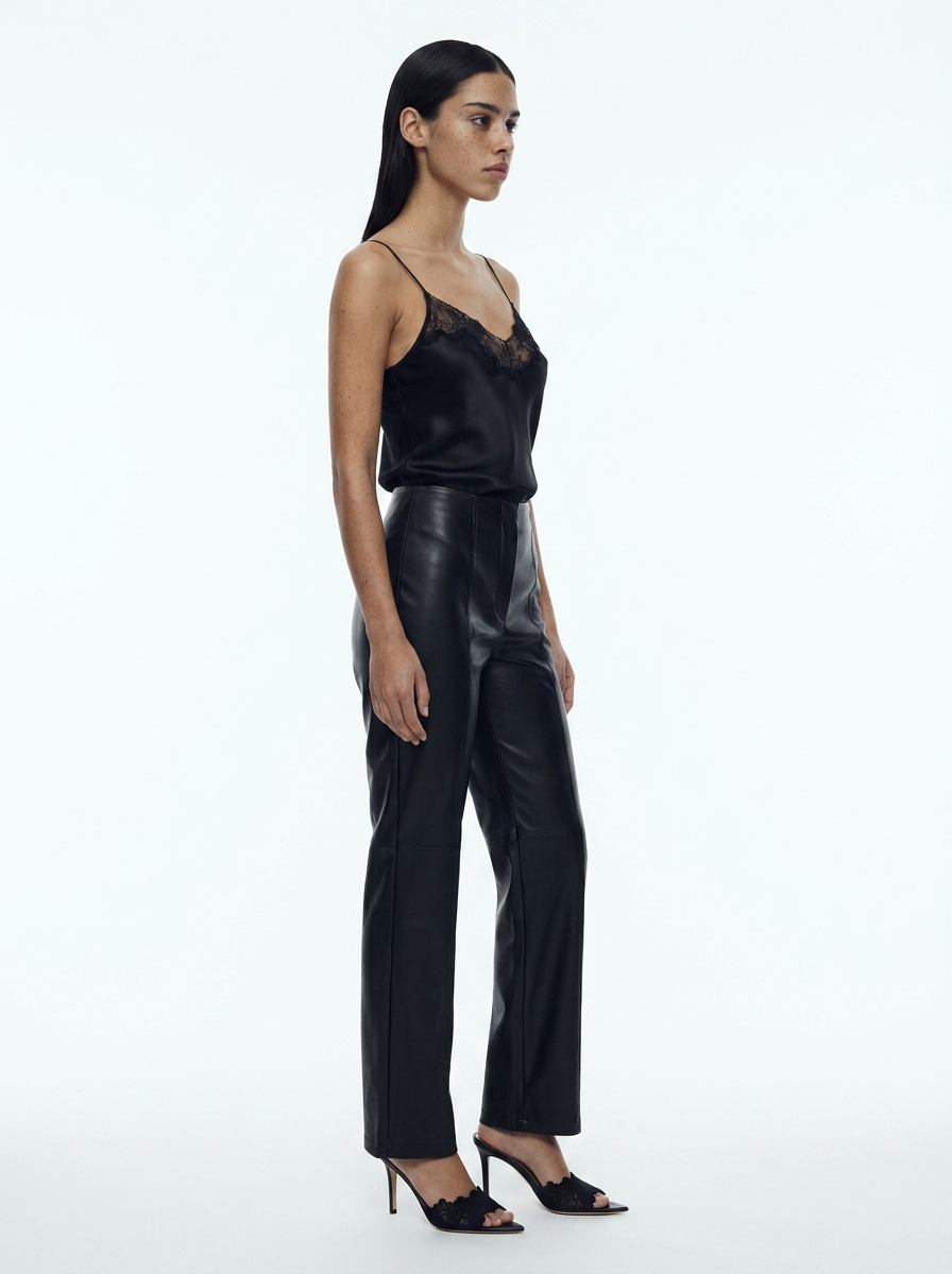 LEATHER PANTS